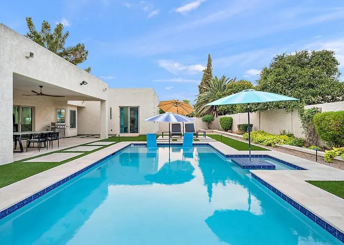 Luxe 4br Oasis With Private Pool Bbq And Ev Chrger Holiday home Phoenix