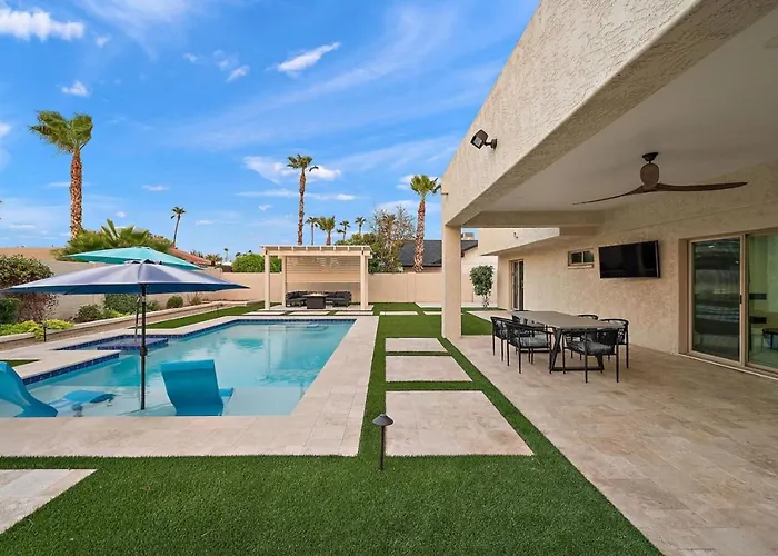 Luxe 4br Oasis With Private Pool Bbq And Ev Chrger Holiday home Phoenix