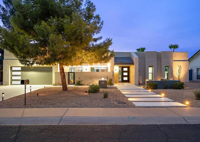Luxe 4br Oasis With Private Pool Bbq And Ev Chrger Dom wakacyjny Phoenix
